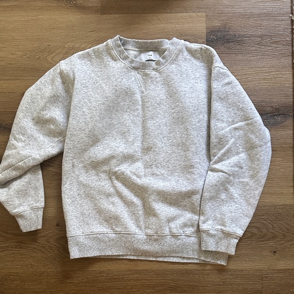 Aritzia Light Gray Crewneck Sweater - Picture 1 of 2
